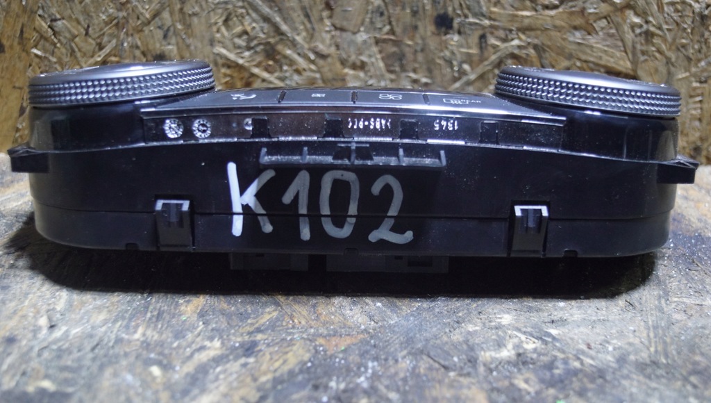 фото №7, Панель кондиционера mercedes-benz оригинальный номер 2048309385