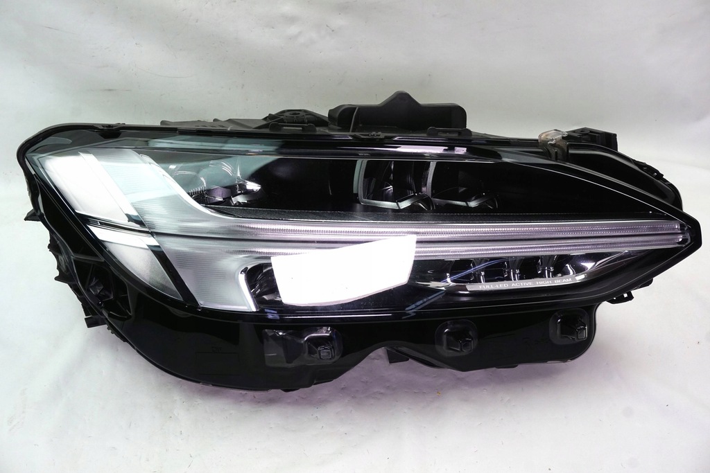 фото №1, Лампа передня права full led volvo s90 v90 31655187