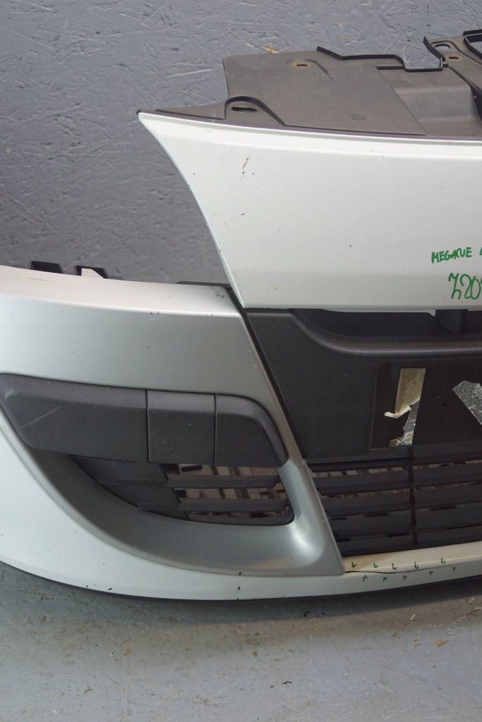 Бампер перед renault megane iii купе z2082 Оригінал