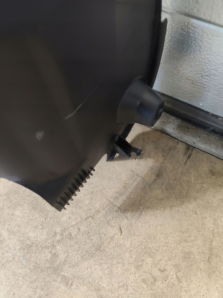 фото №8, Підкрилок задні ліва citroen ds5 11-15 9800409480