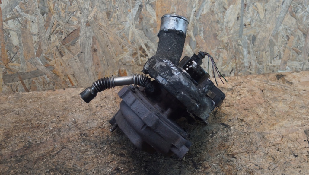 фото №3, Турбонагнетатель audi vw 2.7 tdi 059145721f