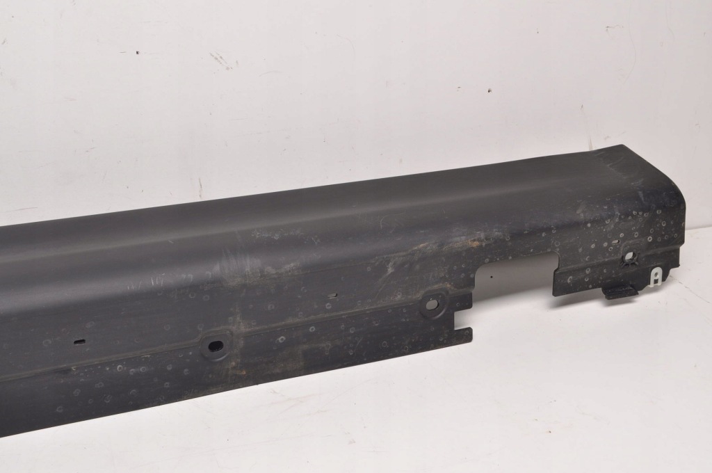 Mini f65 накладка порог правая 5a3e756 в Украине