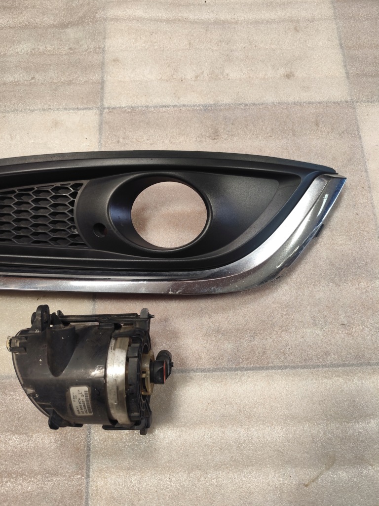 Решётка бампера левая opel insignia рестайлинг  комплект  противотуманная фара nr оригинал  22787049 с Разборки