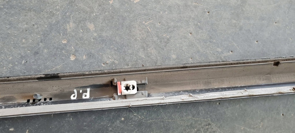 фото №12, A4 b9 8w lift s4 молдинг накладка порог правая sline 8w0853932a