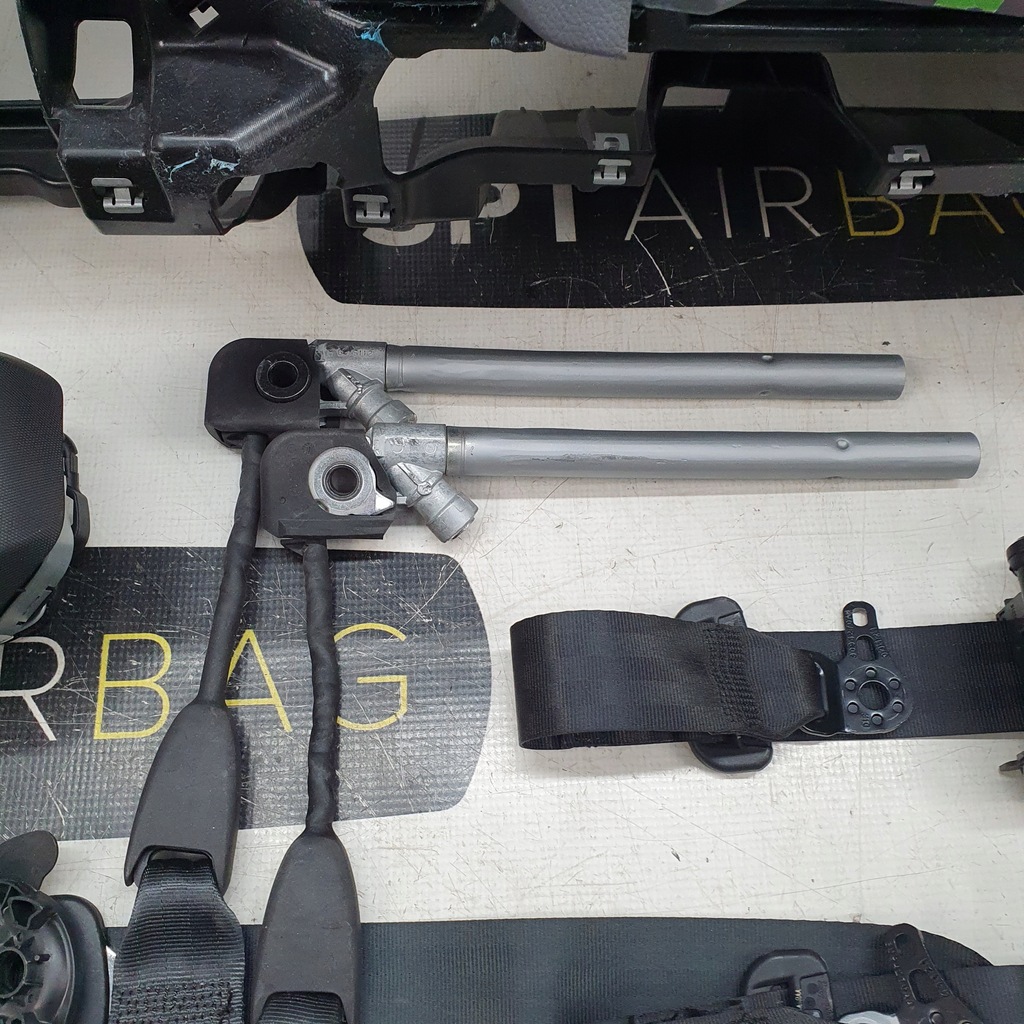 фото №8, Vw id 3 приборная панель консоль подушки безопасности ремни подушка безопасности