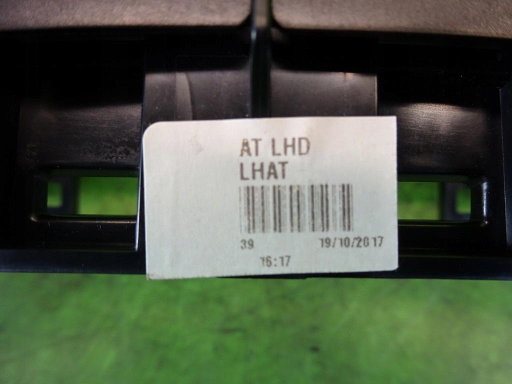 фото №8, Рамка панель приборная панель infiniti q30 969415df0a 18r