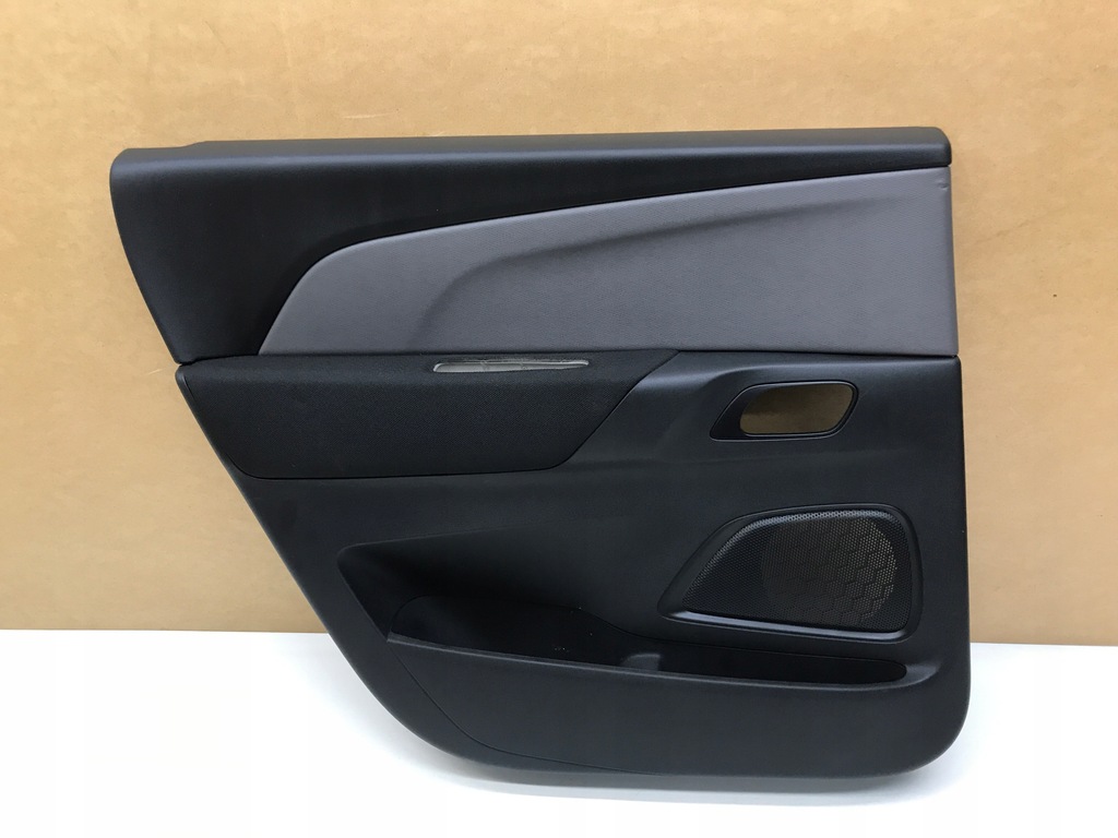 фото №1, Citroen c4 spacetourer обивка обшивка дверь левый задняя