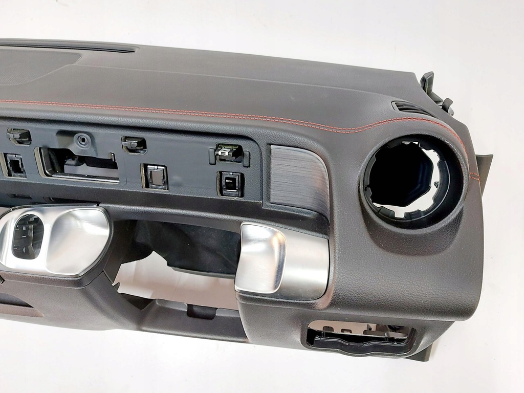 фото №7, Mercedes eqb n243 x243 23r. консоль панель приладів приладова uk