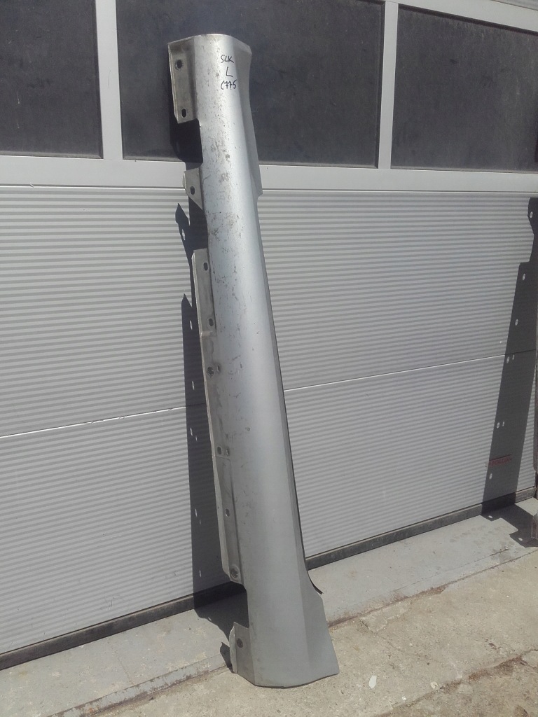 Mercedes slk r171 рестайлинг  молдинг порог левая правый Киев