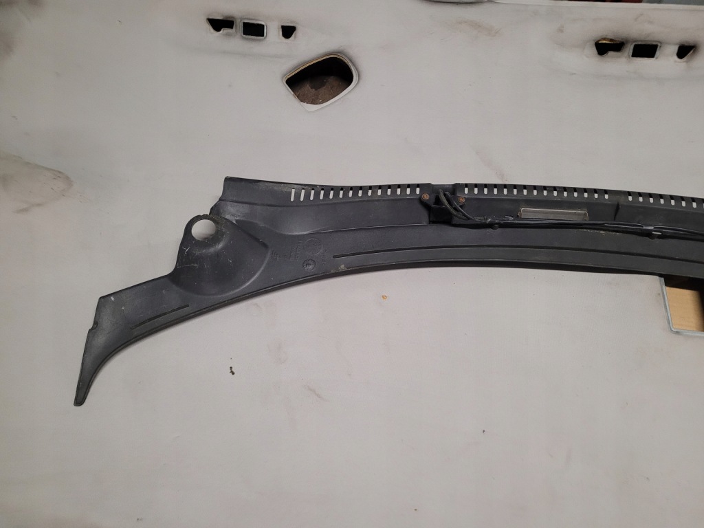 Жабо volkswagen sharan 1 рестайлинг  7m3819401a с Разборки