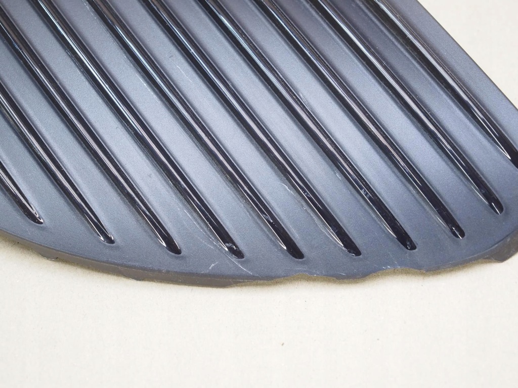 Решётка бампера перед правая mercedes eqe v295 2958854400 Киев