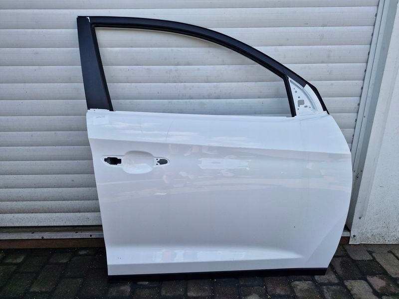 Купить Hyundai tucson iii 3 дверь правый перед передние pyw