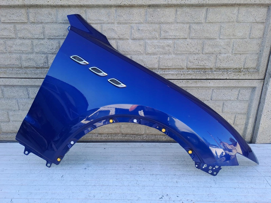 фото №1, Maserati levante 2017- крыло правый передний