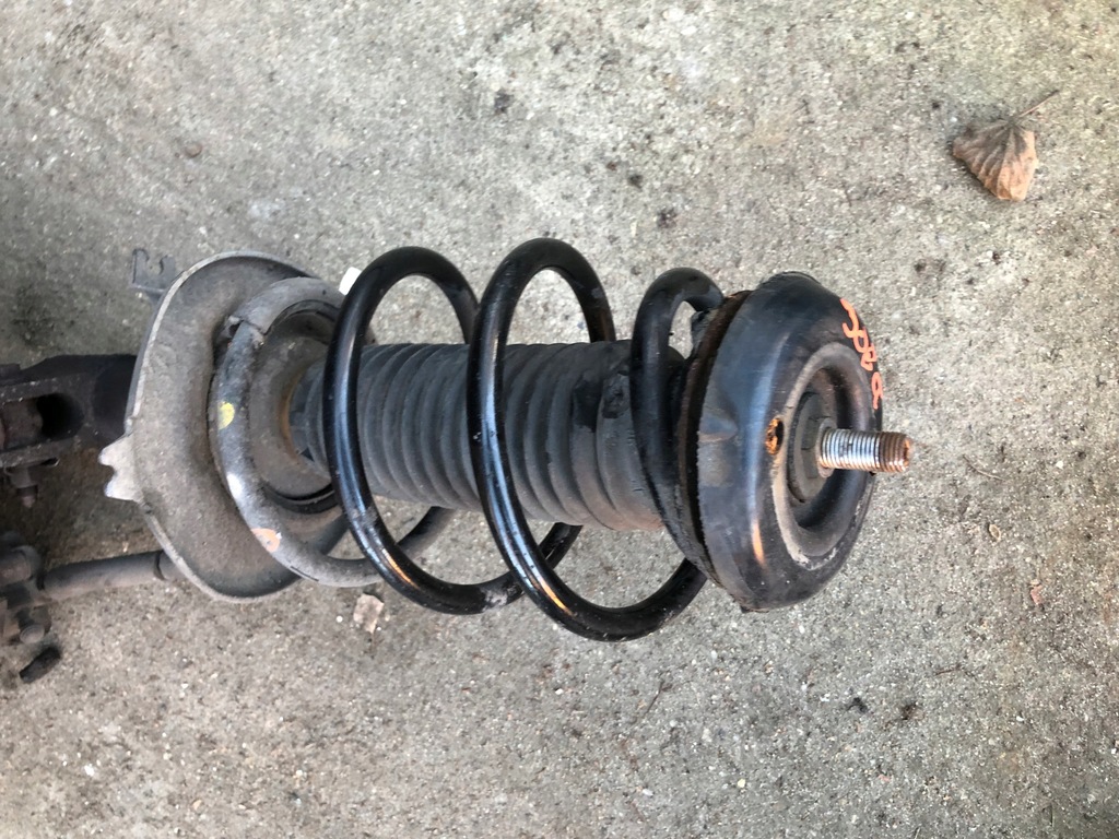 фото №6, Поворотный кулак правая peugeot 308 1.6 thp