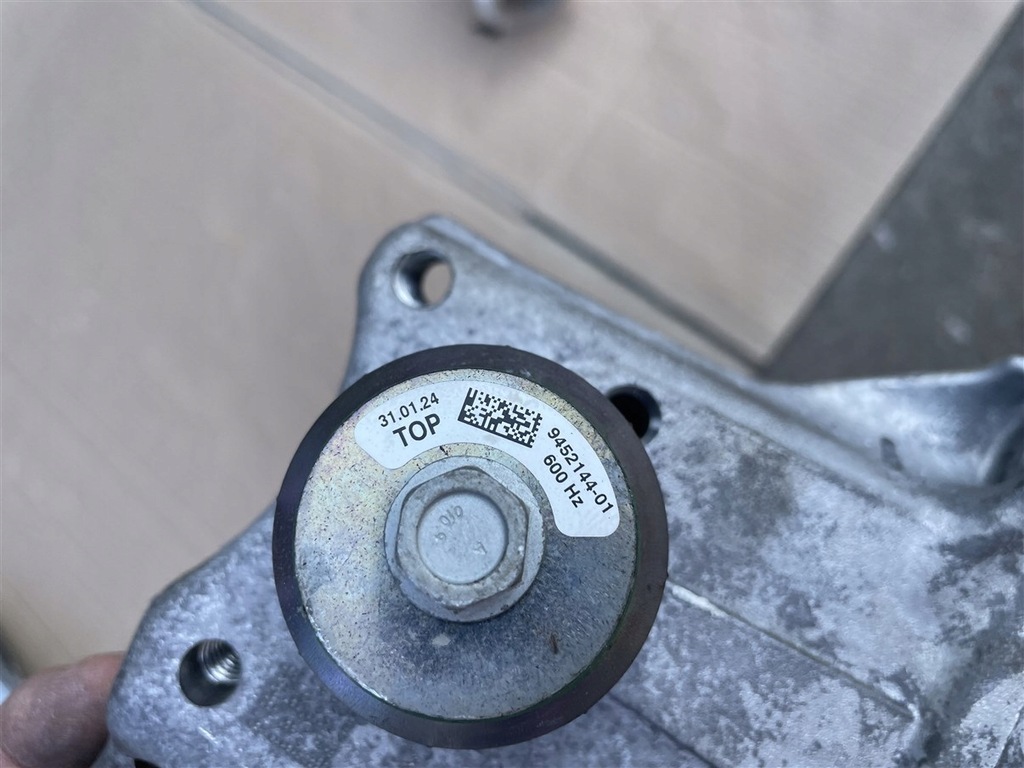 фото №8, Кронштейн кронштейн двигуна 1.5 бензин 189159 bmw x1 u11 24r