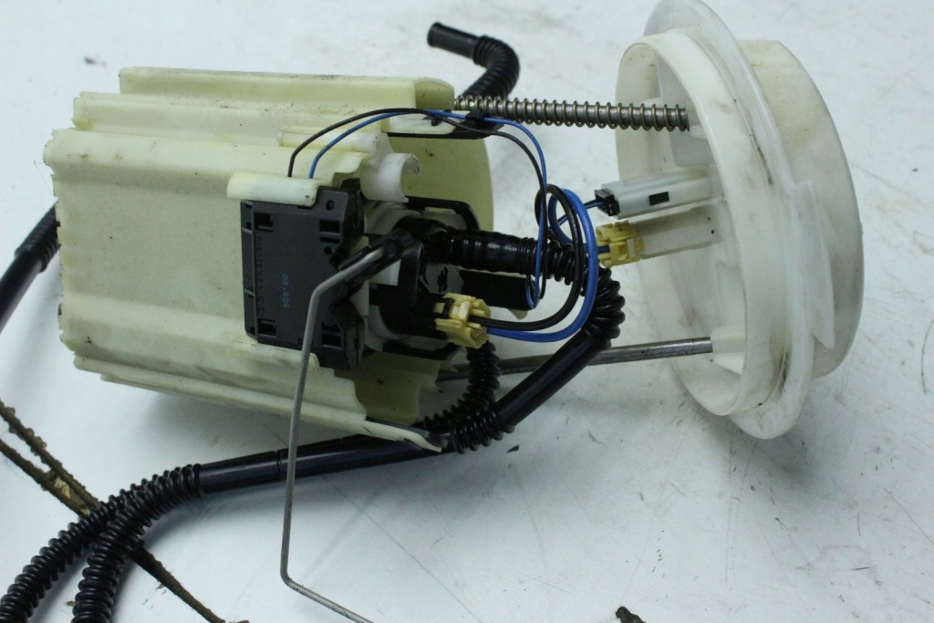 Насос топлива поплавок a2044702294 mercedes glk x204 2.2 cdi с Разборки