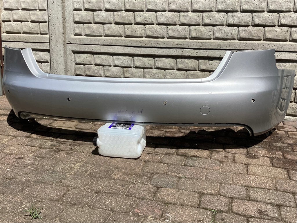 фото №1, Audi a4 b8 бампер задня 8k5 pdc