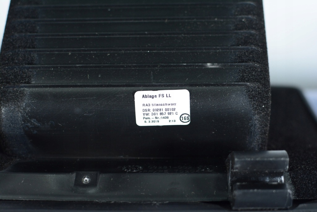 фото №6, Vw passat b8 kombi бардачок водія 3g185921c eu