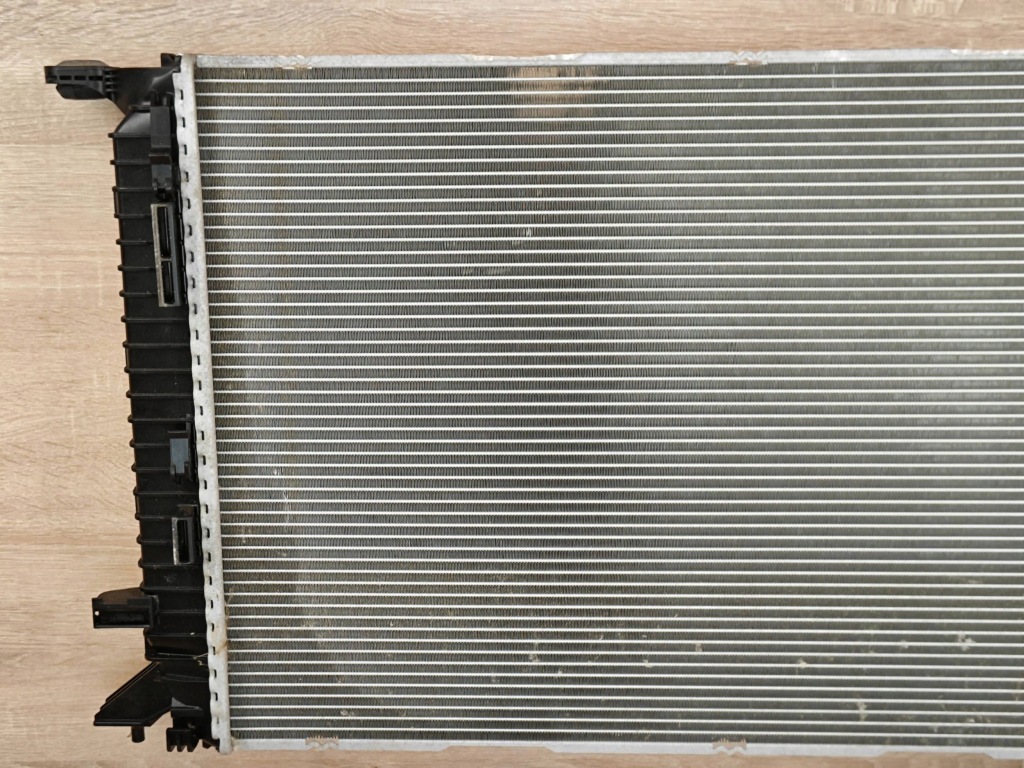 Купить Оригинальная радиатор воды масла audi a5 8t a4 b8 2.0 tdi 8k0121251aj 14km