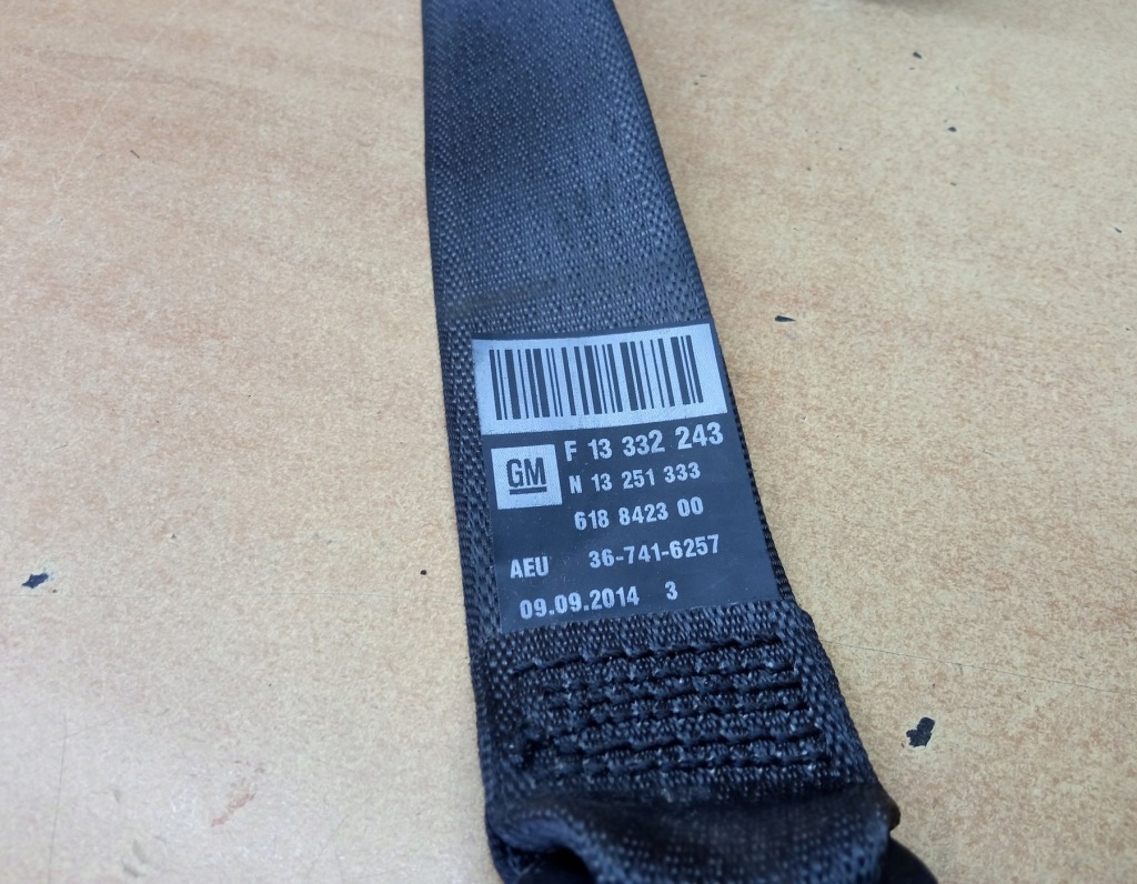 фото №2, Pas безпеки 3 ряд лівий zafira c 13332243