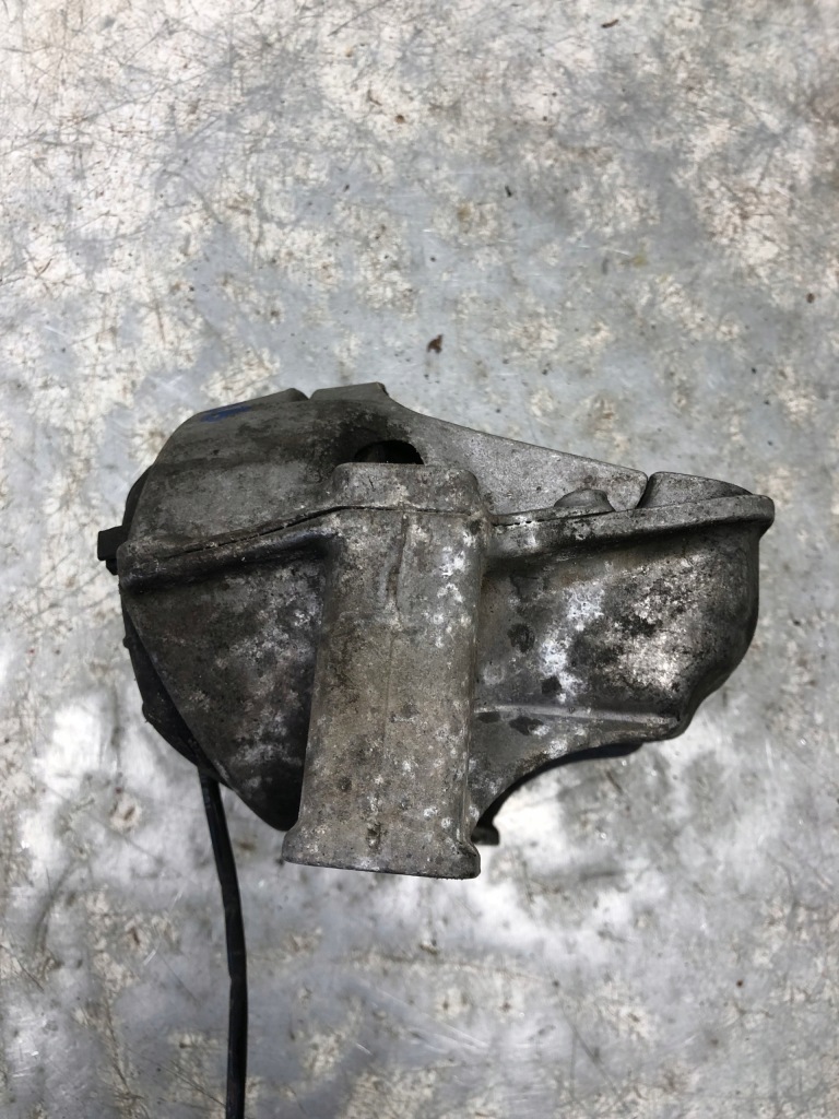 фото №5, Кронштейн подушка двигуна audi q5 8r0199381n