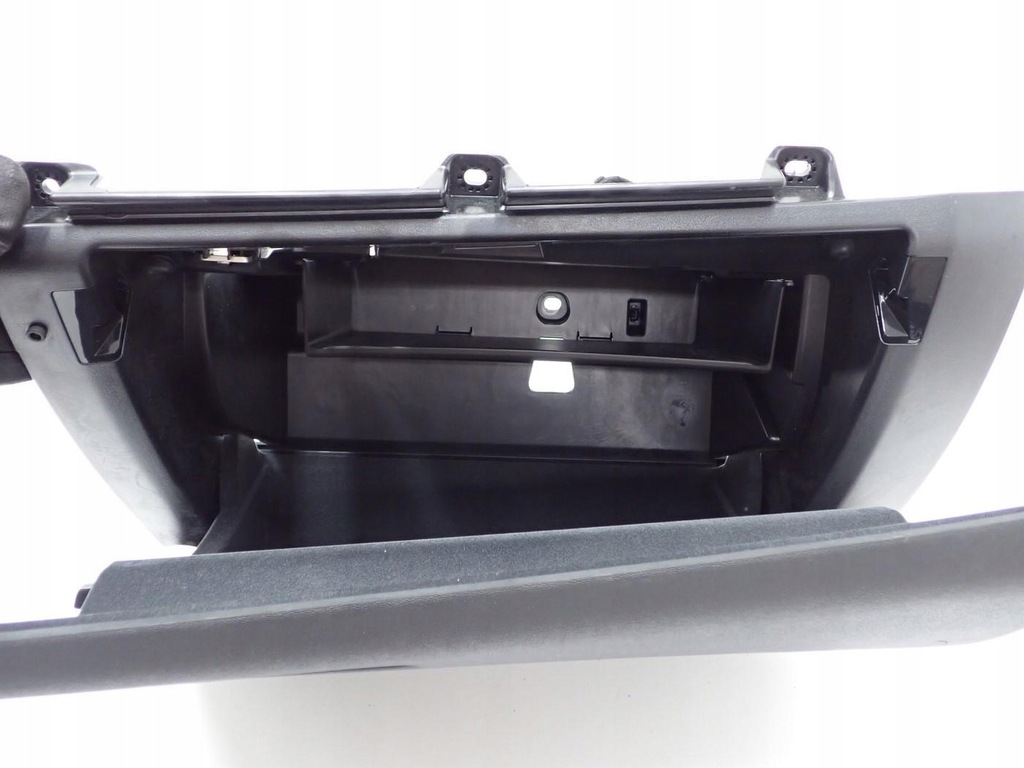 фото №9, Бардачок полиця панелі консолі europa 31688713 volvo v90 ii 19r