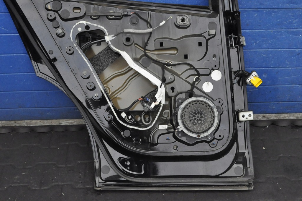 фото №13, Peugeot 2008 ii дверь левый задняя задние