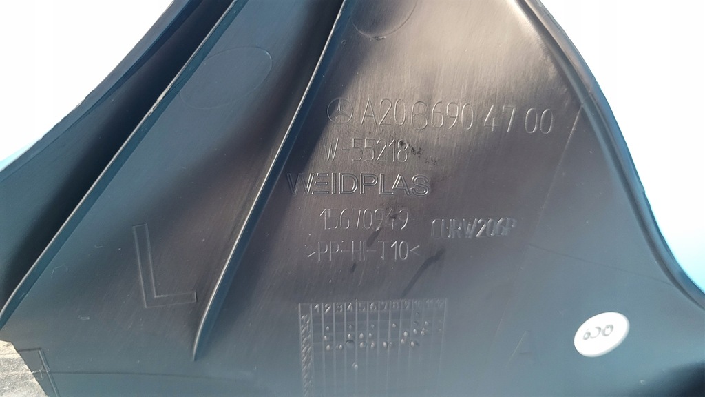 фото №12, Mercedes w206 защита молдинг подкрылок левая a2066904700