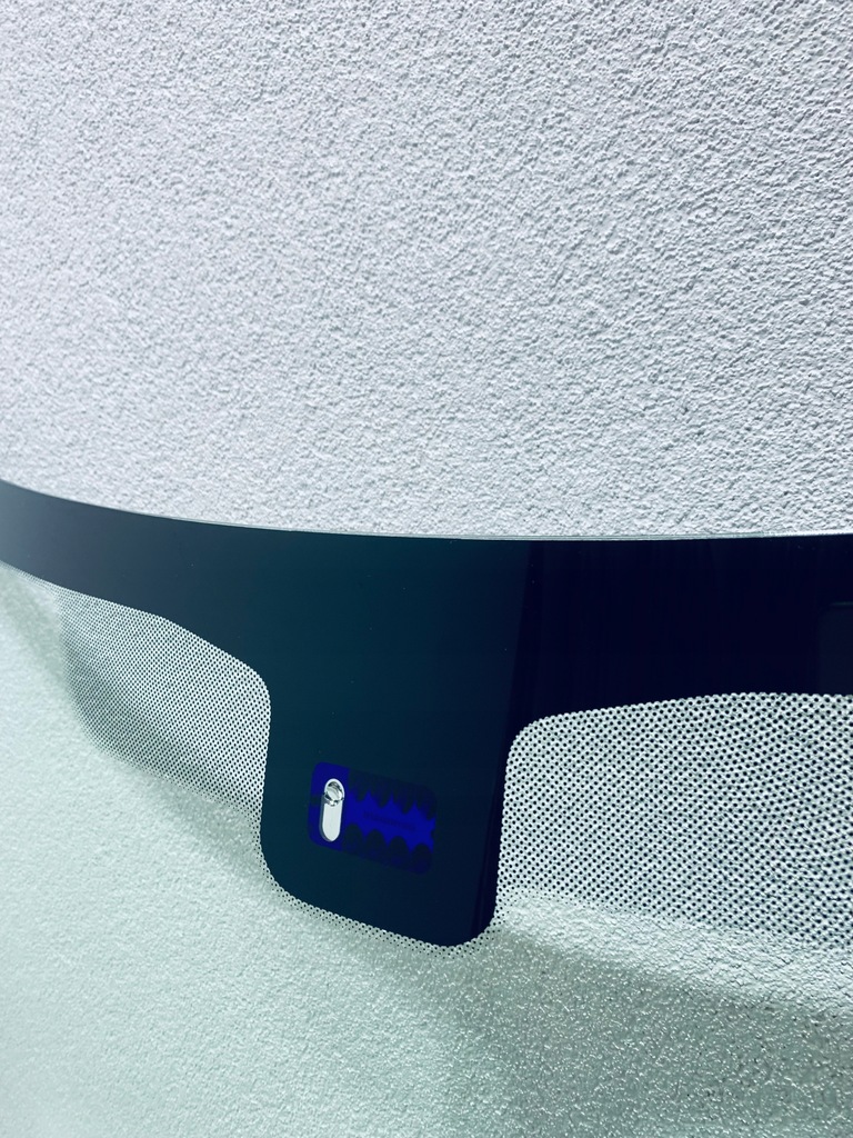 фото №2, Стекло лобовое mini 2006-2013 r56 clubman 2007-2014 r55 r57 датчик+ подогрев