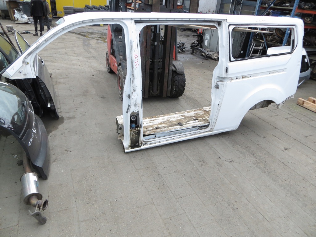 Купити Ford tourneo custom long крило ліве задні задній четвертина