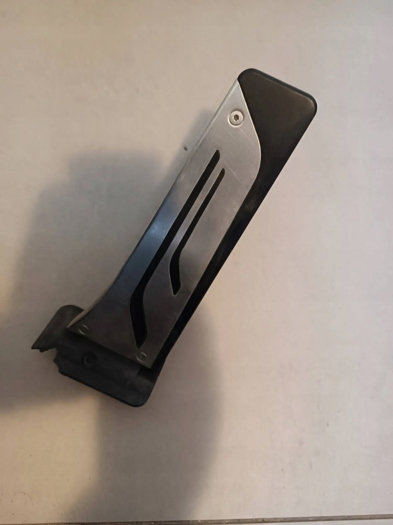 фото №1, Bmw 5 g30 g31 педаль газу