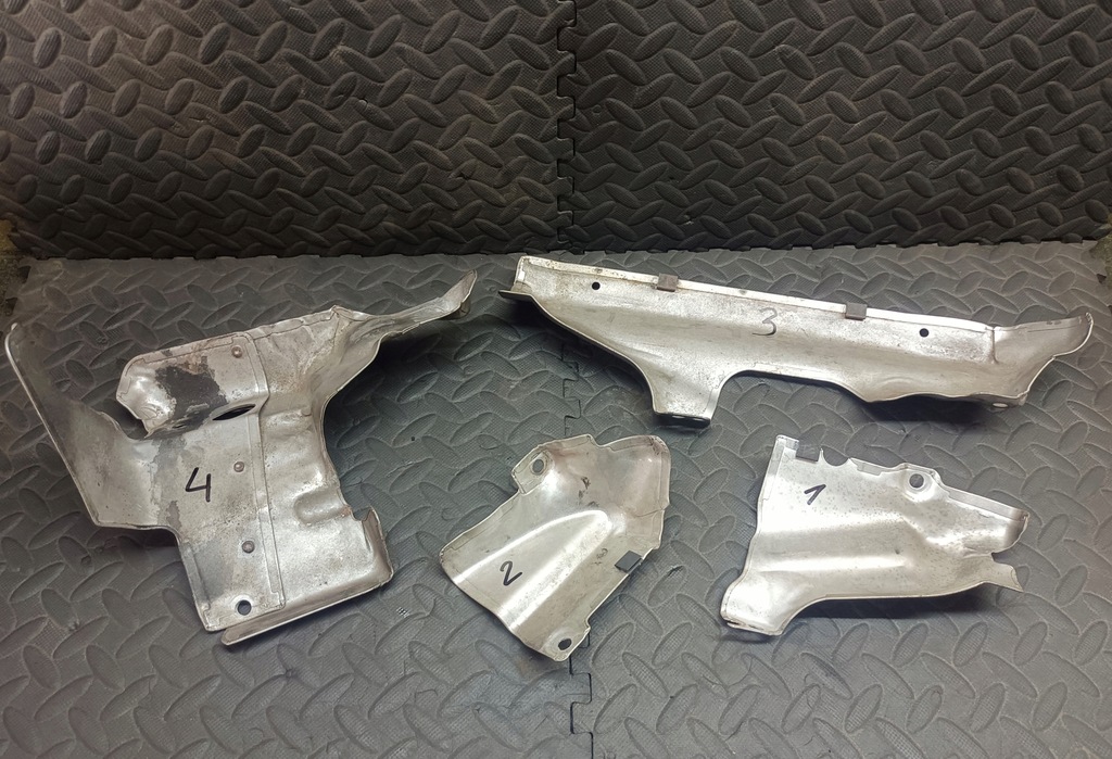 фото №12, Защита тепловая jaguar оригинальный номер g4d3-9a462-da