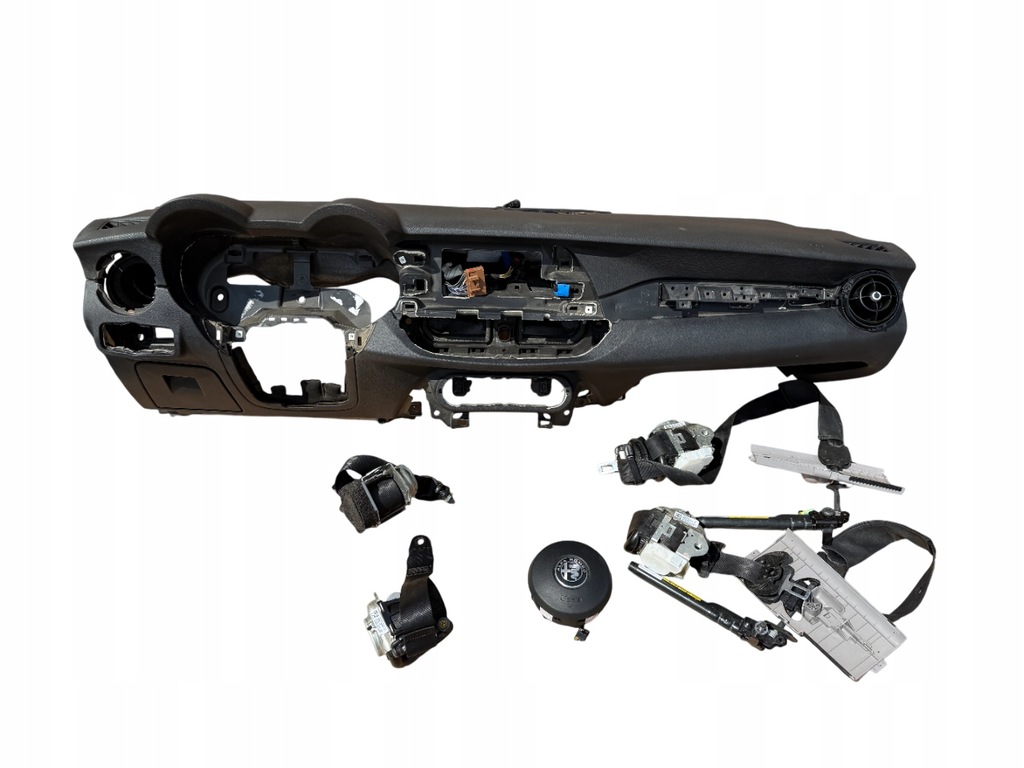 фото №1, Alfa romeo stelvio приборная панель консоль подушки безопасности