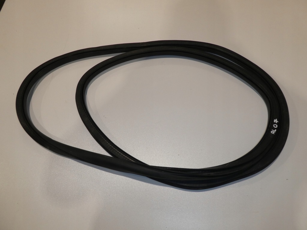 фото №1, Прокладка дверь правый задняя vw caddy 2k5843792f