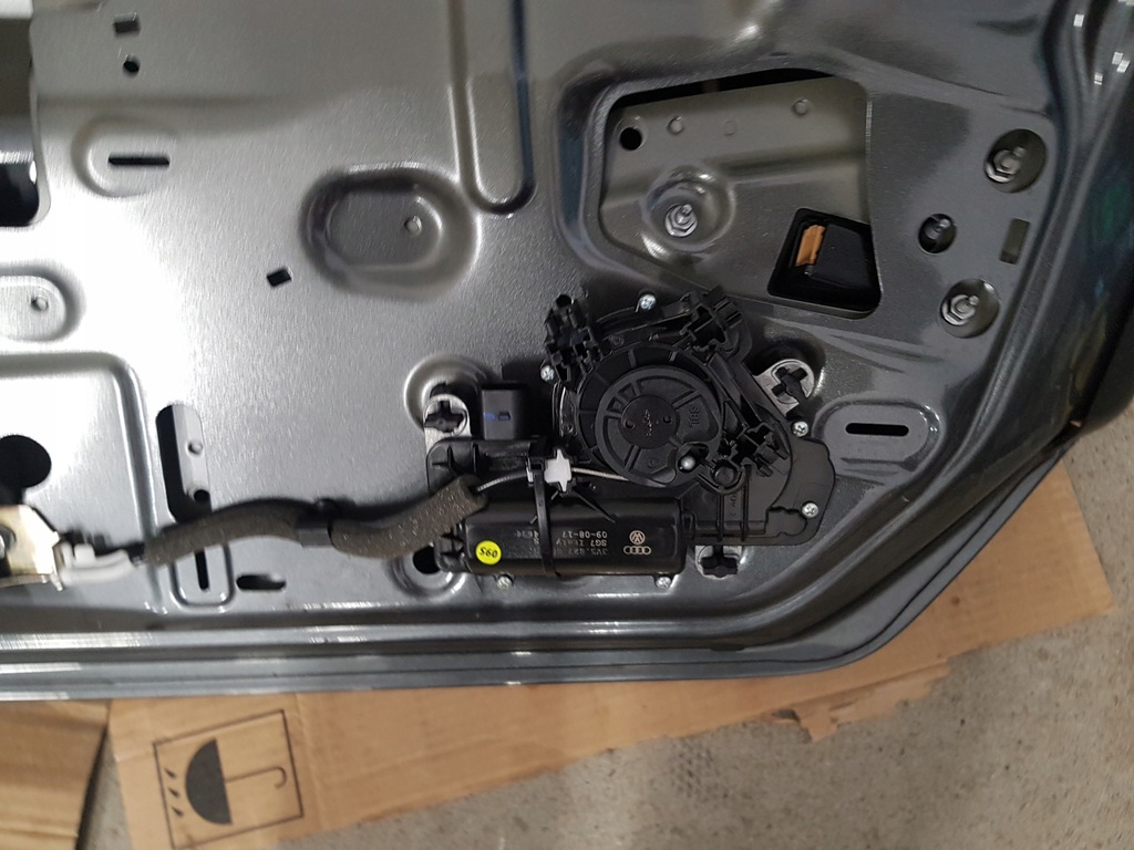 фото №10, Audi a5 s5 18- крышка багажника задняя камера lz7s usa