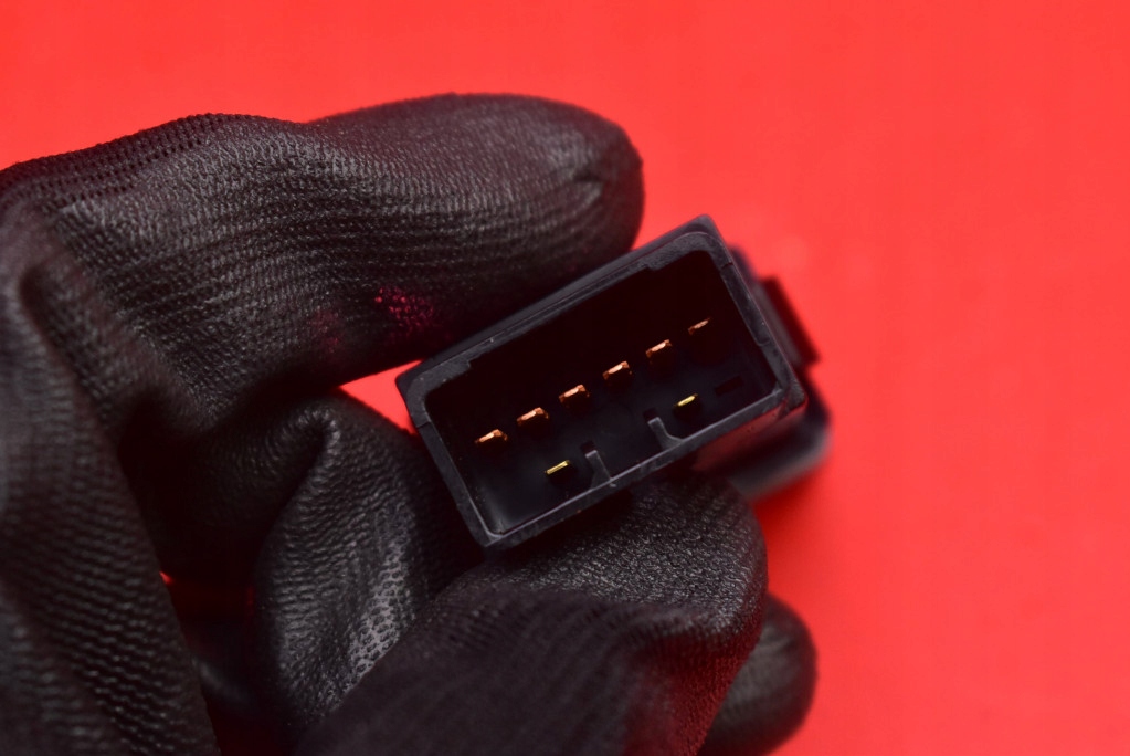 фото №9, Hyundai tucson вимикач аварійних 864w0140 hyundai tucson 1 i 04-10