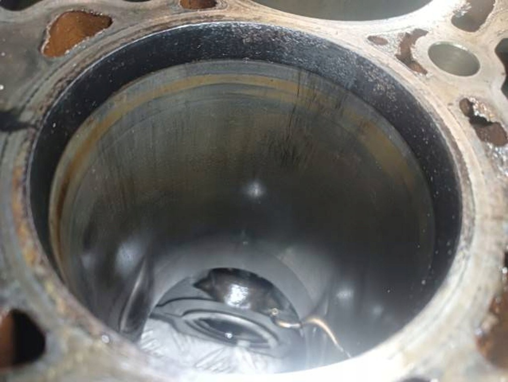 фото №8, Vw passat b8 2.0 tdi блок двигуна 03n023a