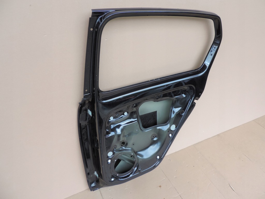 фото №7, Vw up citigo mii 1s4 правое задние дверь