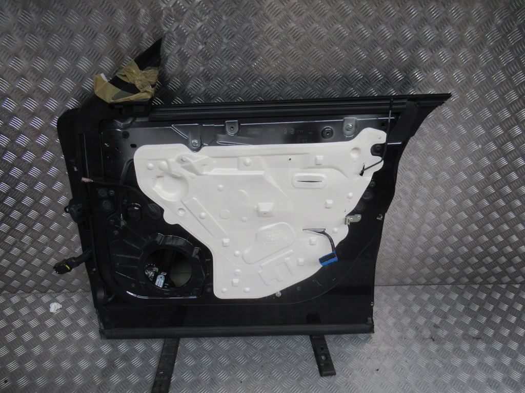 фото №8, Maserati levante дверь перед передние правое правый f1165