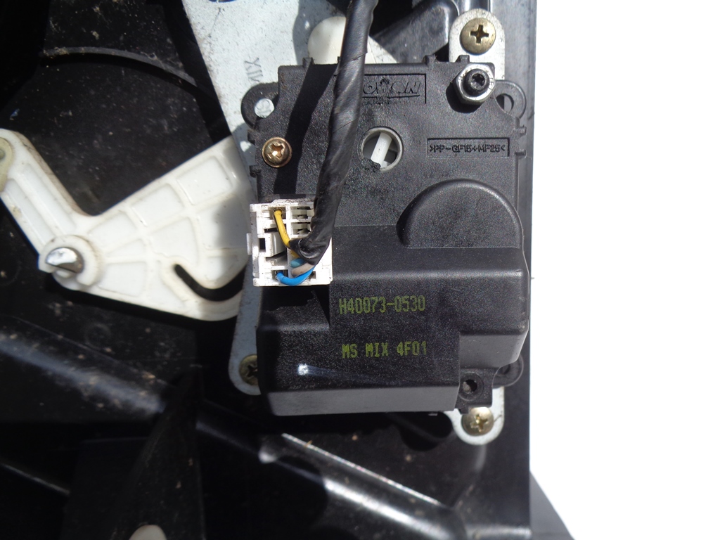 фото №11, Обігрівач кондиціонера kia magentis 2.0 01-05rok