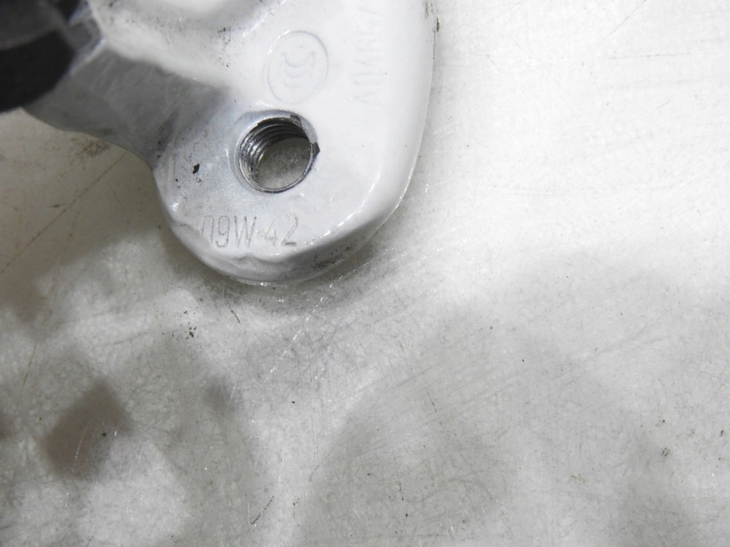 фото №8, Петля петли дверь правый задняя 614-46 v50 lift