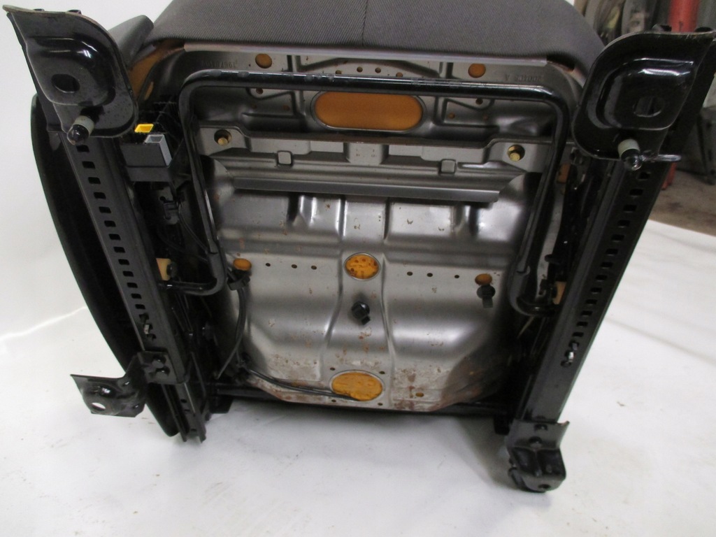 фото №8, Сиденье пассажира правый ford focus mk2