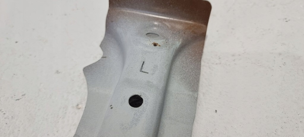 фото №4, Кронштейн кронштейн левая tesla model 3