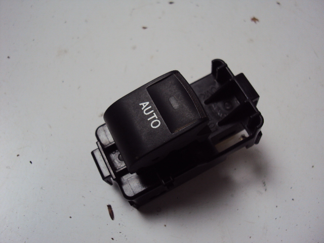 фото №1, Переключатель окон правый перед toyota iq