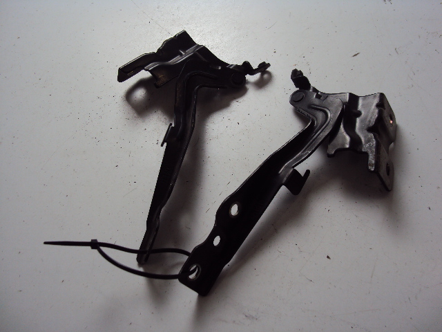 фото №2, Петли капот kia sorento ii 09- eb