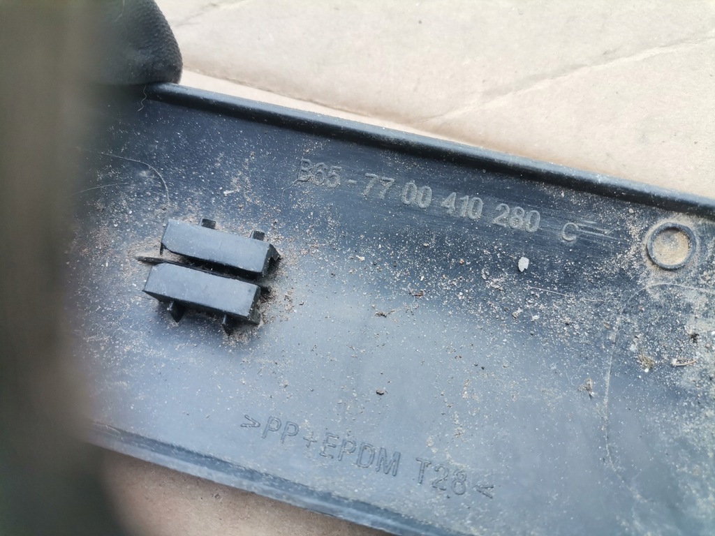 фото №3, Молдинг дверь левый задняя renault thalia clio ii