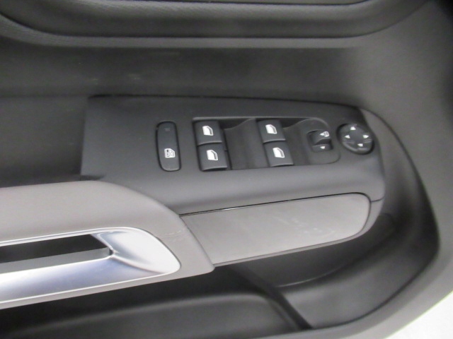 фото №11, C5 aircross обшивка дверь левая передние