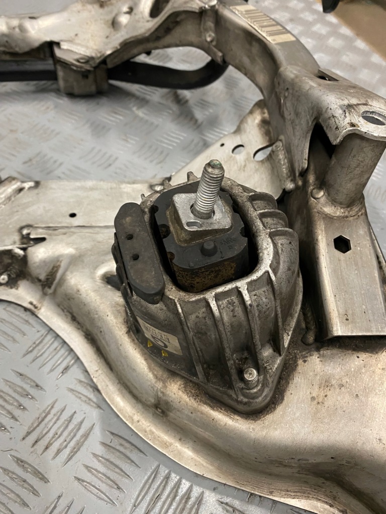 фото №5, Подрамник подрамник передние bmw e90 e91 подрамник перед