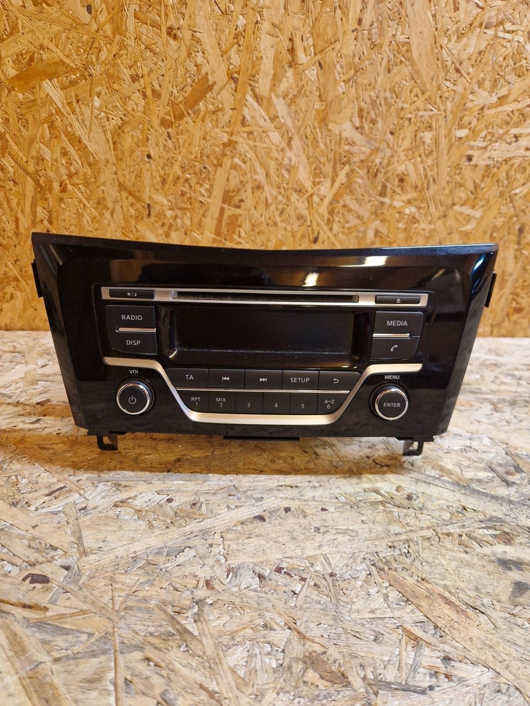фото №1, Nissan qashqai 2015 панель / радіопрогравач cd/dvd/gps