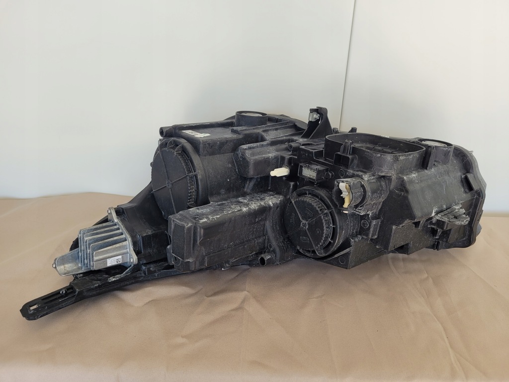 фото №11, Лампа права передня фара правий opel crossland x 13467968 h7 звичайна